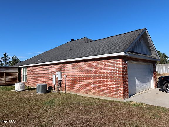 3rd image of 16675 John Smith Rd