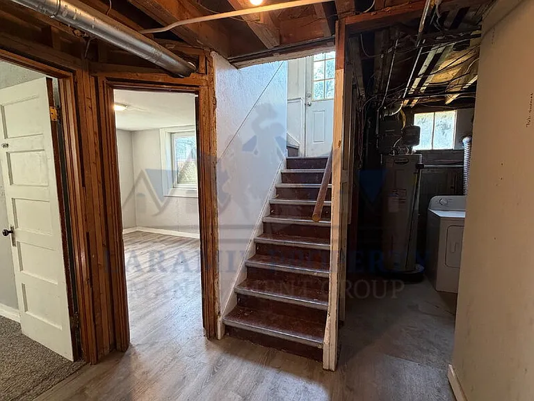 918 E Gibbon St — Photo 9