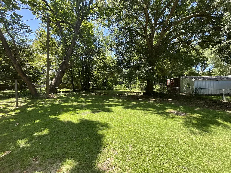 517 W Front St — Photo 4