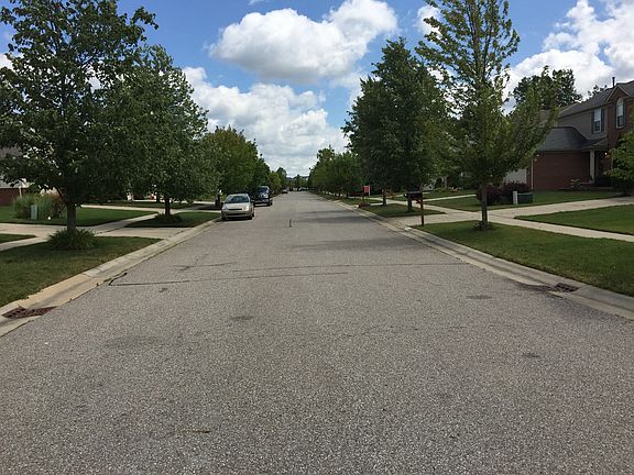 2nd image of 9845 High Meadow Dr
