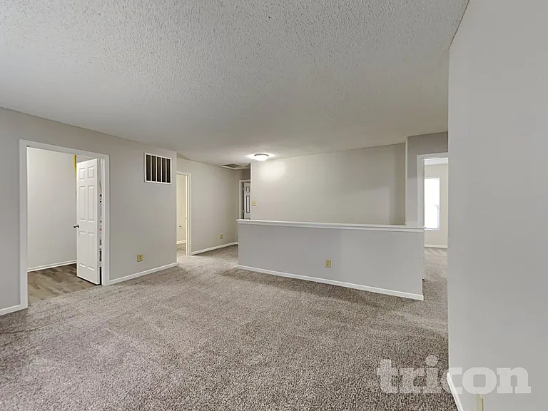 756 Hickory Pine Dr — Photo 16