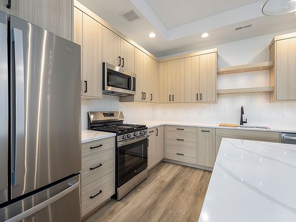 4th image of 4607 Twisted Pine Dr