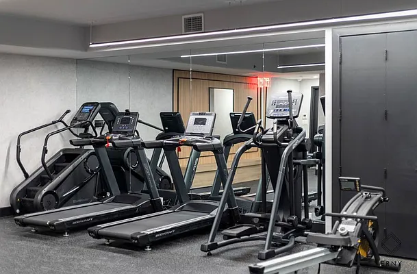 Rented by ERNY LLC | media 21