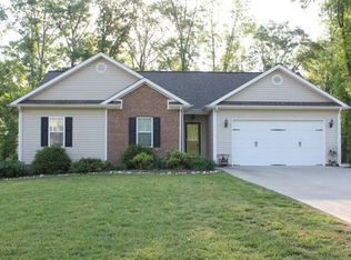 1070 Durham St, Dalton, GA 30721