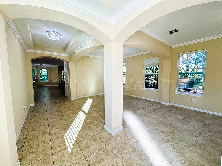 6621 Helmsley Cir — Photo 4