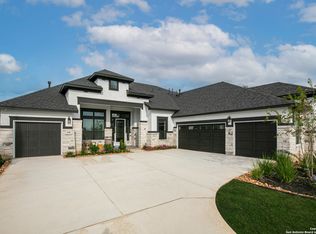 247 Storm Way, Castroville, TX 78009