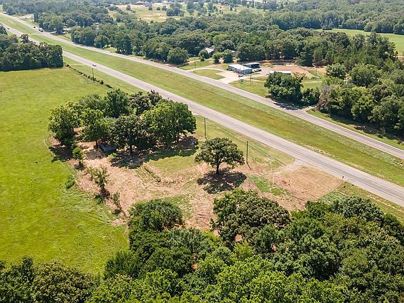 2nd image of 12701 State Highway 31 E