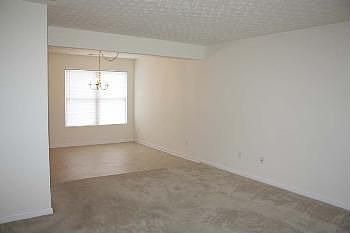 5th image of 9309 Cliff Springs Trl