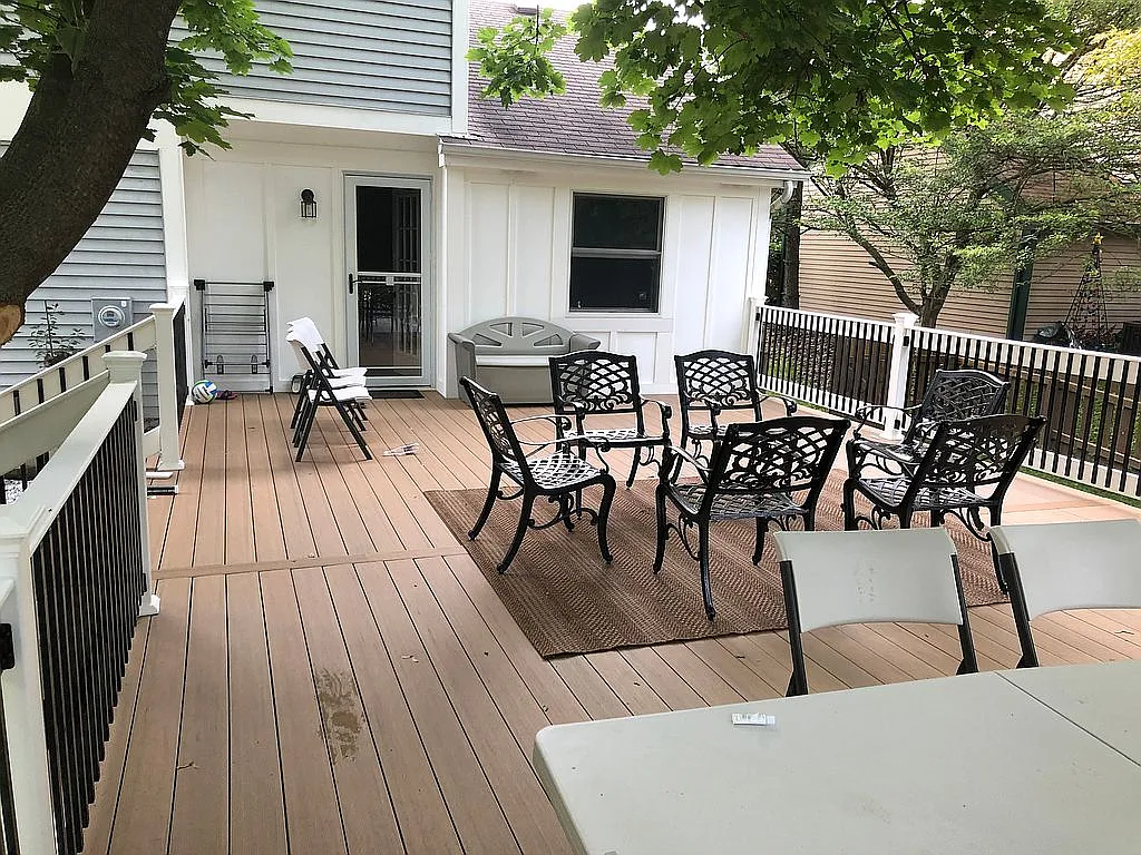 393 Highmeadows Village Dr photo 1