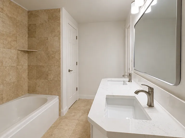 804 E Dean Keeton St — Photo 32