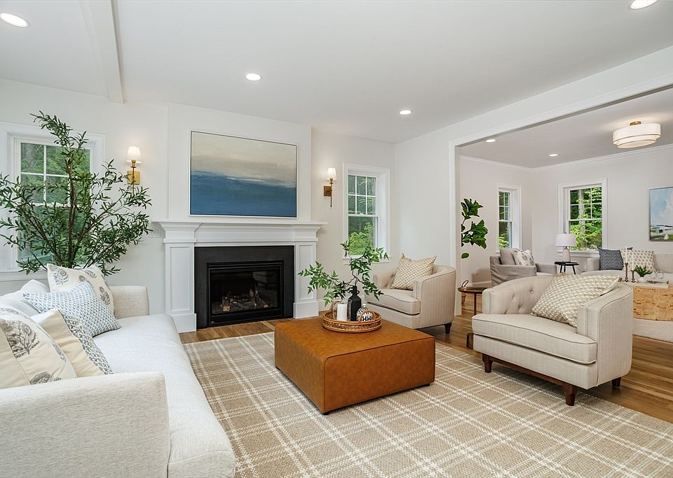 1st image of 120 Maple St