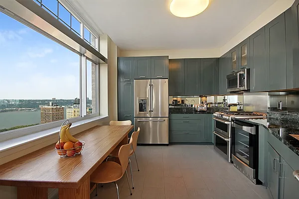 Rented by Corcoran | media 4