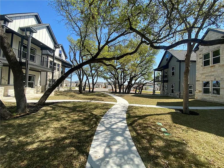 1301 Low Branch Ln #16 — Photo 3
