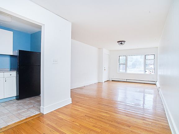 2nd image of 541 Greene Ave #A