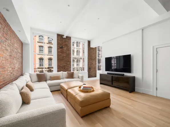 51 Warren Street 3W image 2 of 13