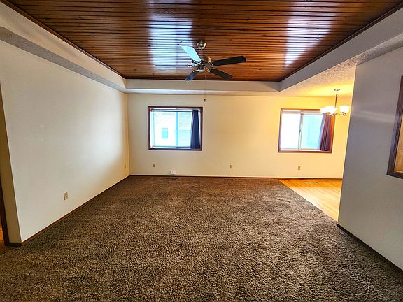 4th image of 2059 S Kentwood Ave #1