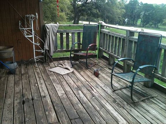 FRONT DECK