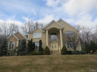 3 Cheesecote Ln, Pomona, NY 10970