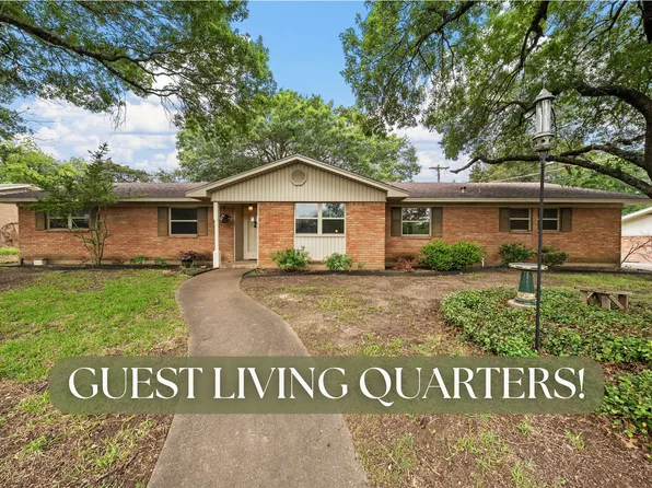 600 Wooded Crest Dr, Woodway, TX 76712