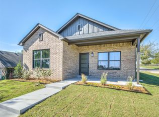 930 N Hodge St, Sapulpa, OK 74066