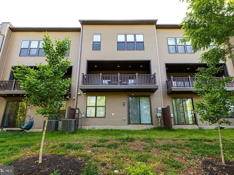 2631 Velocity Rd — Photo 44