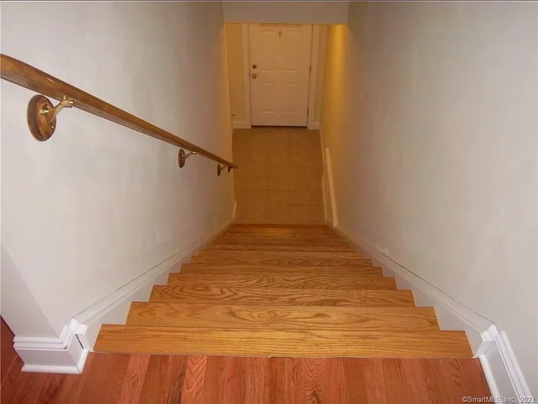 86 Otrobando Ave #6 — Photo 19