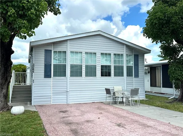 3264 Ott LN, BONITA SPRINGS, FL 34134