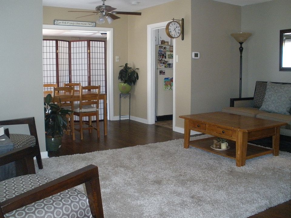 Living/Dining Room