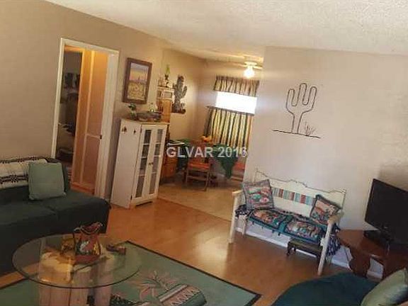 5th image of 7031 Sylvan Oak Dr