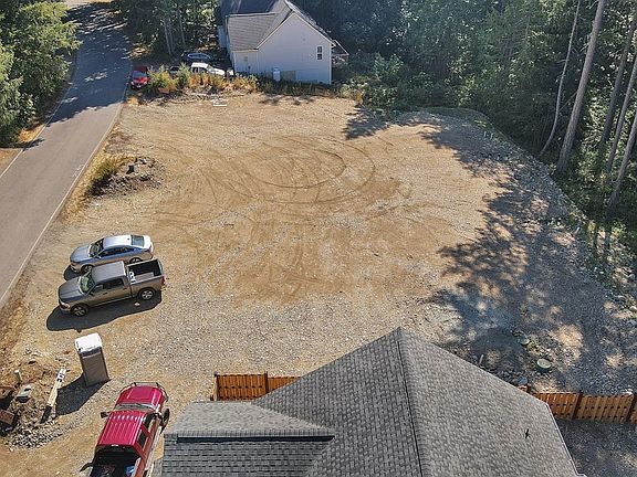 5th image of 18813 Rampart Dr SE