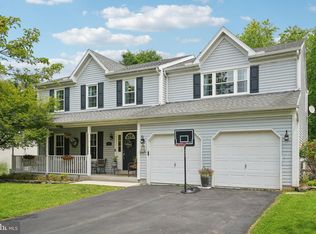 4373 Hillside Rd, Reading, PA 19606