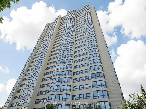 8 Lisa St #2108, Brampton, ON L6T 4S6