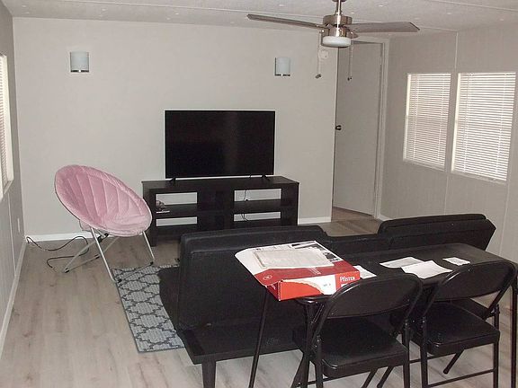 4th image of 1335 Fleming Ave #21