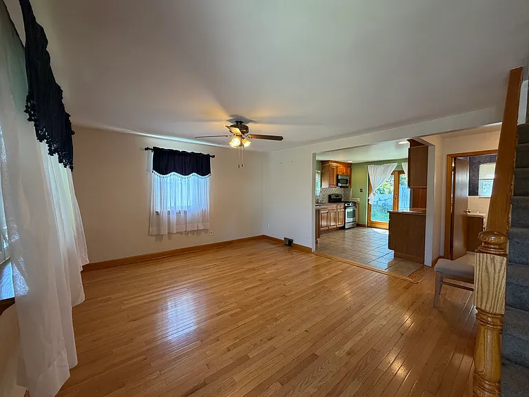 106 Harrison Ave — Photo 16