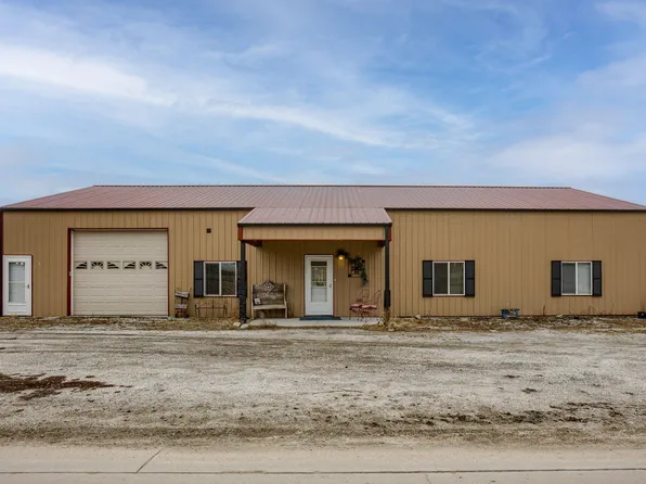 810 Morton Ave, Emerson, IA 51533