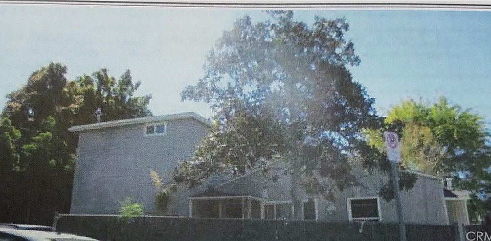 1st image of 7900 Forsythe St