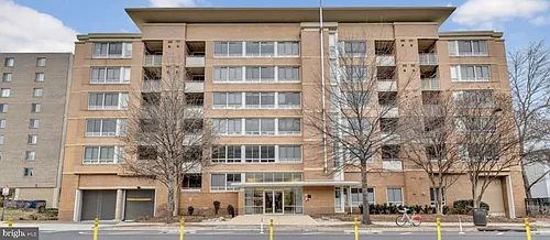 355 I St SW #615 Photo 1