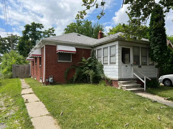 8025 Strathmoor St, Detroit, MI 48228