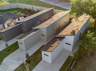 2221 Hooper St, Dallas, TX 75215