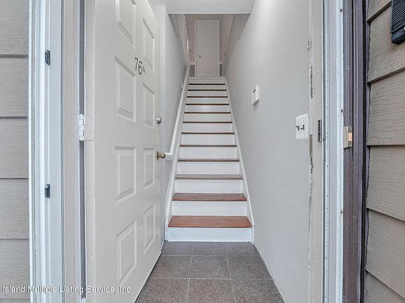 5th image of 76 Daffodil Ln #A
