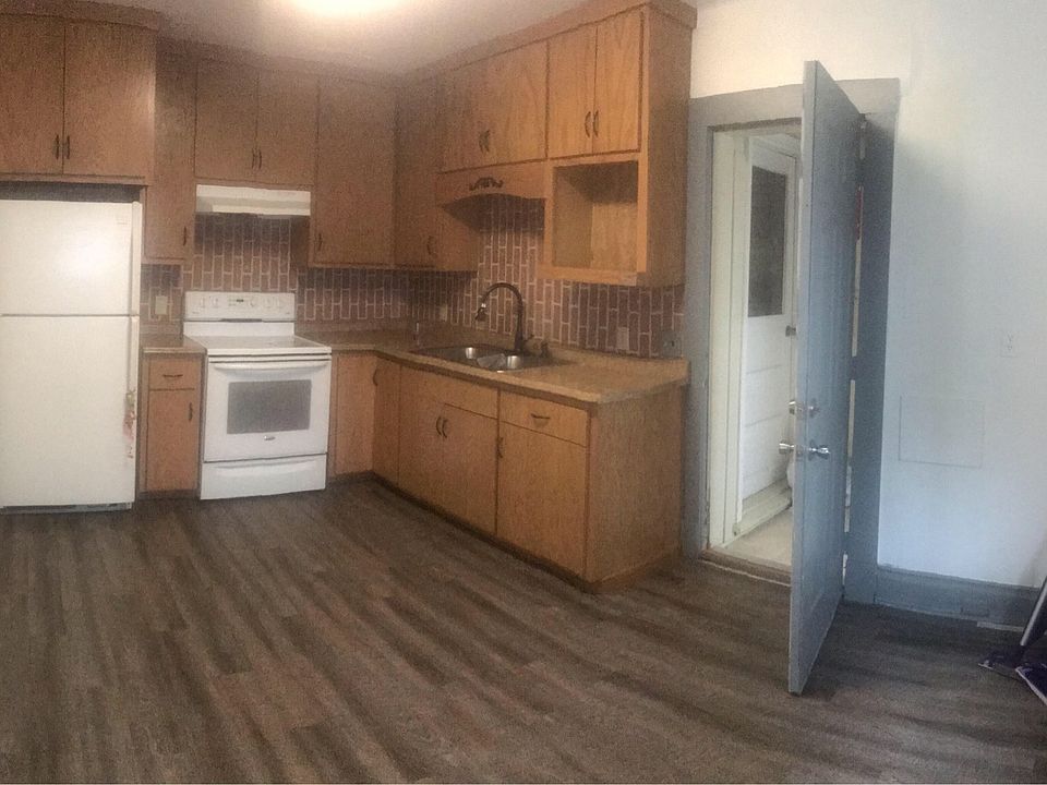 1st image of 324 2nd St #1