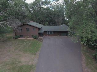 5937 Chippewa Trl, North Branch, MN 55056