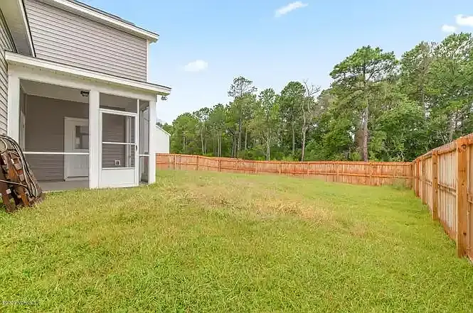 518 Everett Glades — Photo 35