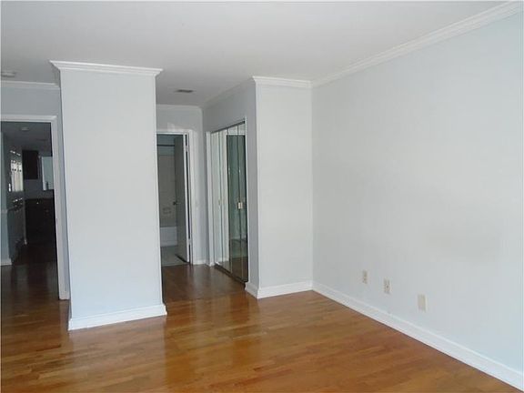 3rd image of 63 Middleton Ct SE