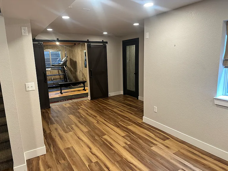 1324 Sanford Dr — Photo 13