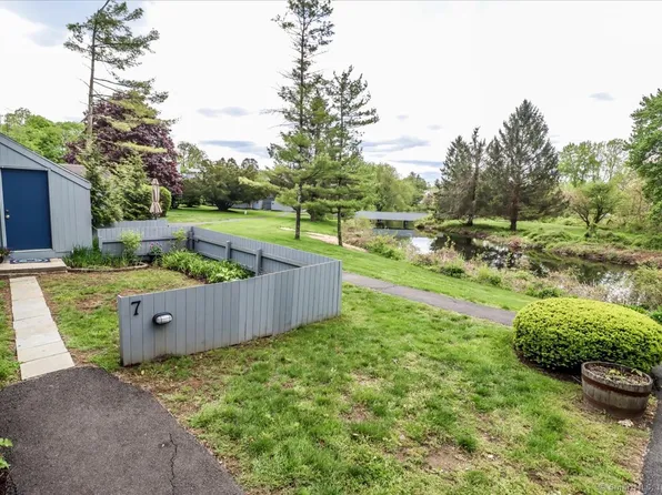 7 Grape Lane #7, Ridgefield, CT 06877