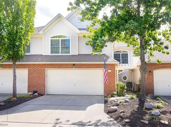401 Bounty Way APT 239, Avon Lake, OH 44012