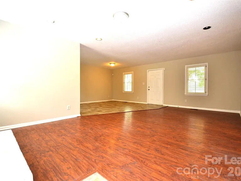 13809 Mayes Rd — Photo 8