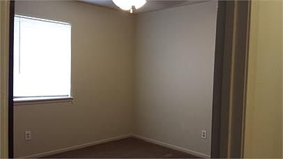 5th image of 207 Harvard Ct
