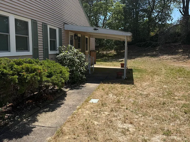 12 Juniper Ln #B — Photo 21
